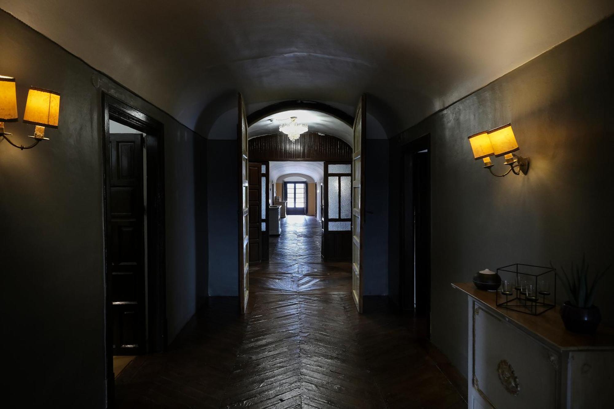 Casa Rural Palacio Conde De Aldana Con Piscina Entre Encinares Y Dehesas Terradillos 외부 사진