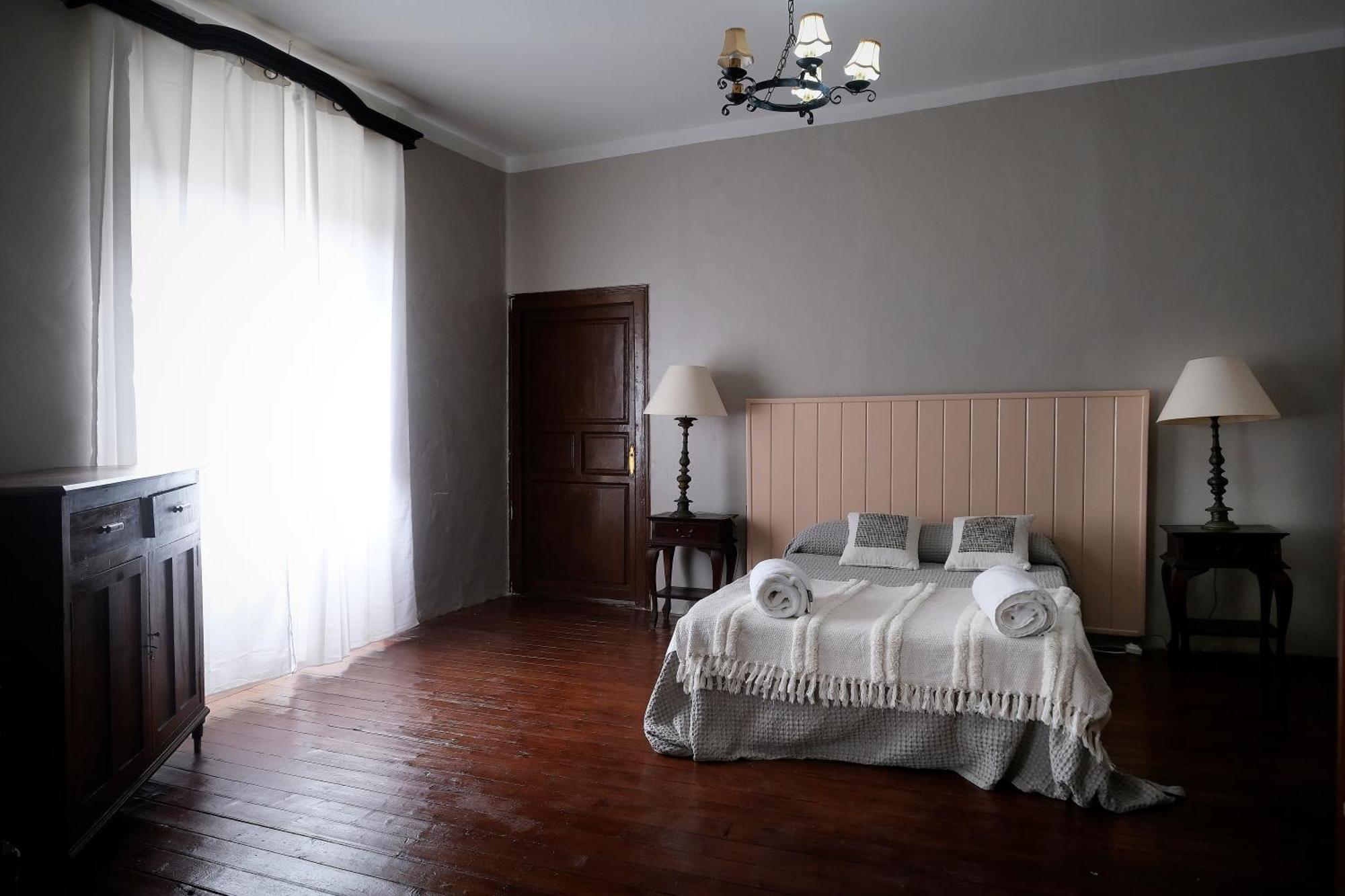 Casa Rural Palacio Conde De Aldana Con Piscina Entre Encinares Y Dehesas Terradillos 외부 사진