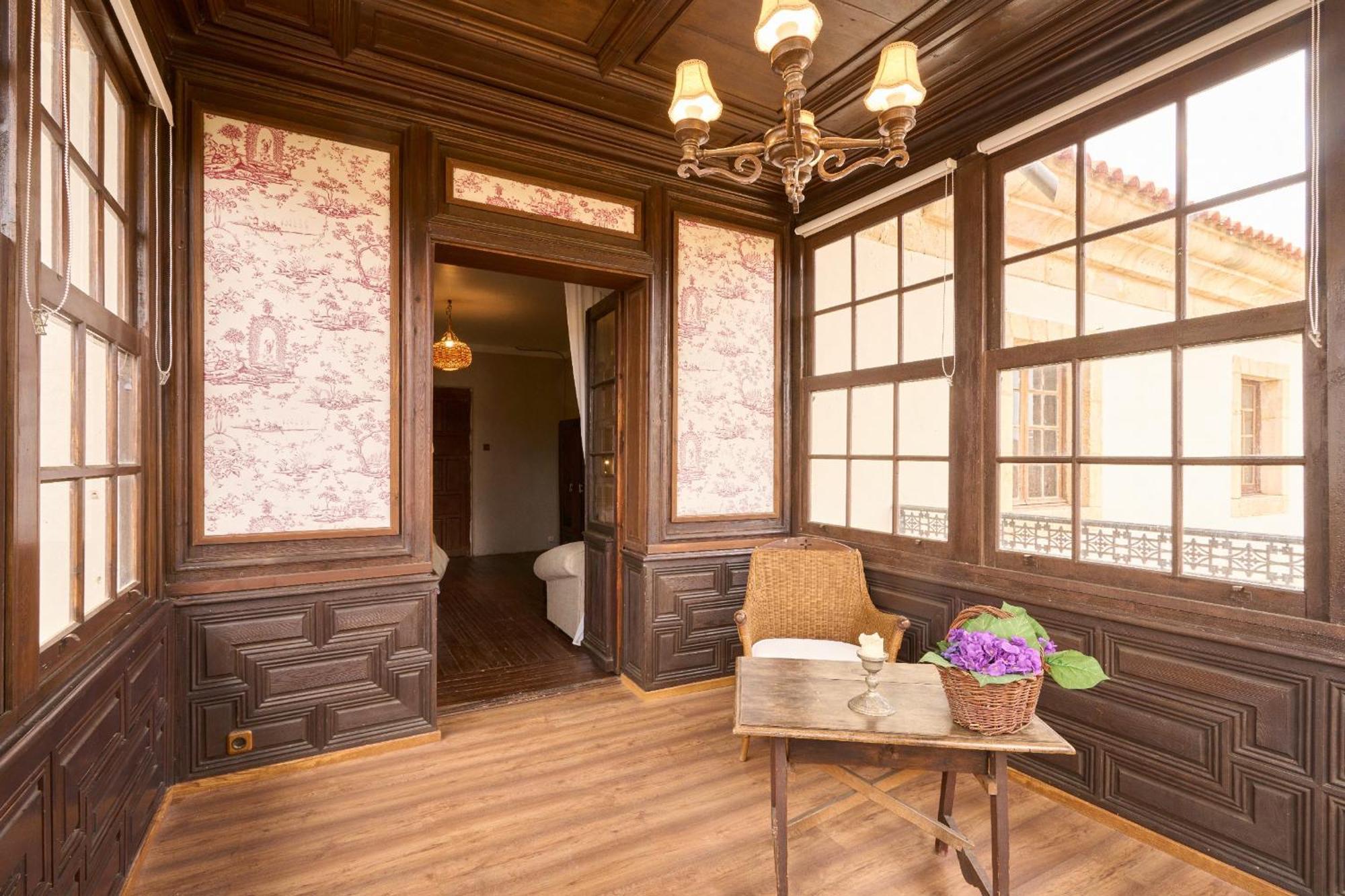 Casa Rural Palacio Conde De Aldana Con Piscina Entre Encinares Y Dehesas Terradillos 외부 사진