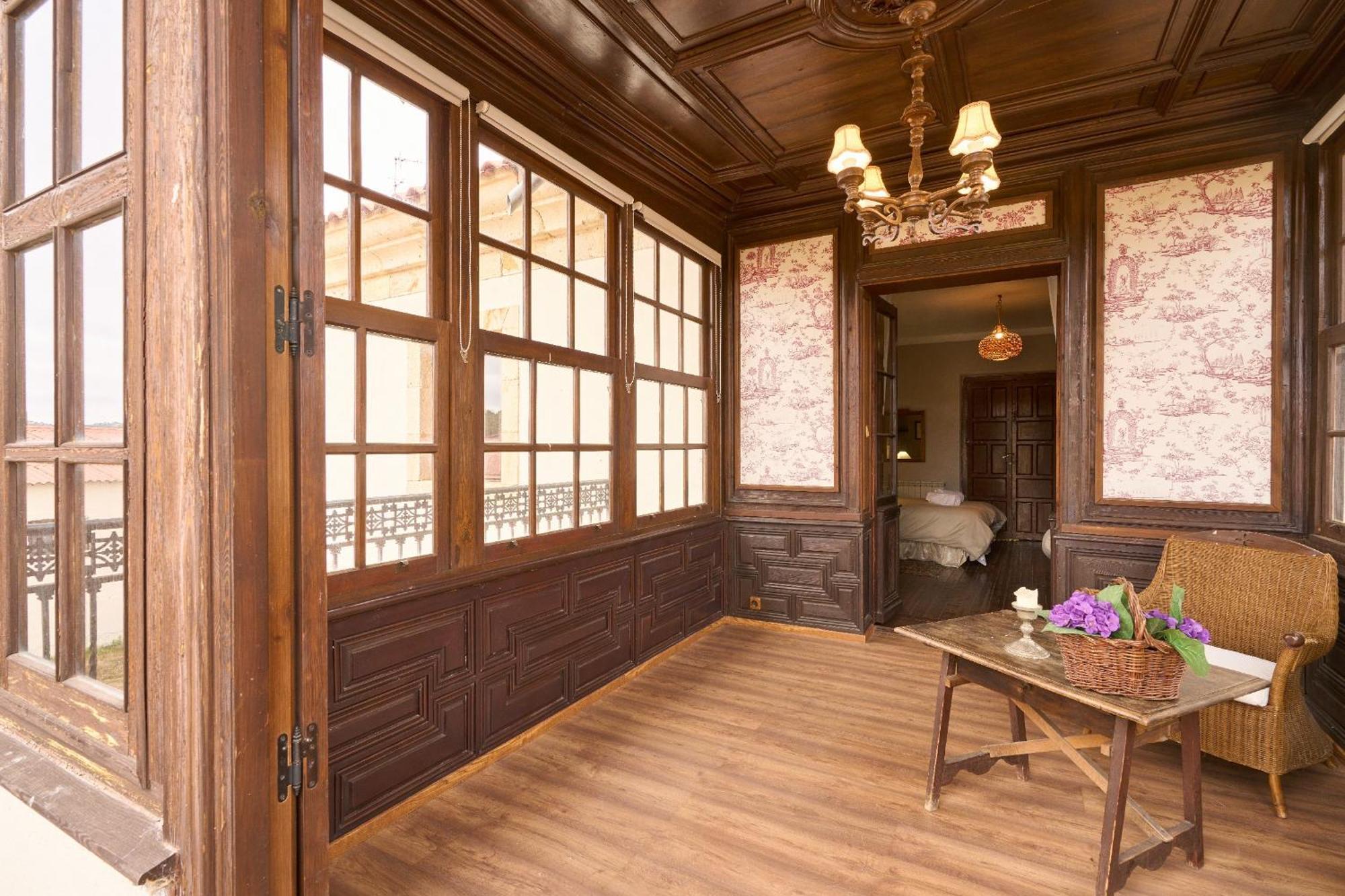 Casa Rural Palacio Conde De Aldana Con Piscina Entre Encinares Y Dehesas Terradillos 외부 사진
